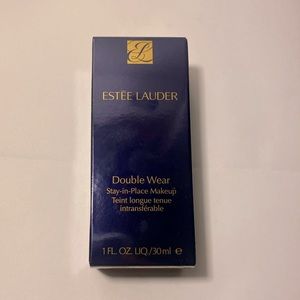 Estée Lauder Double Wear Foundation